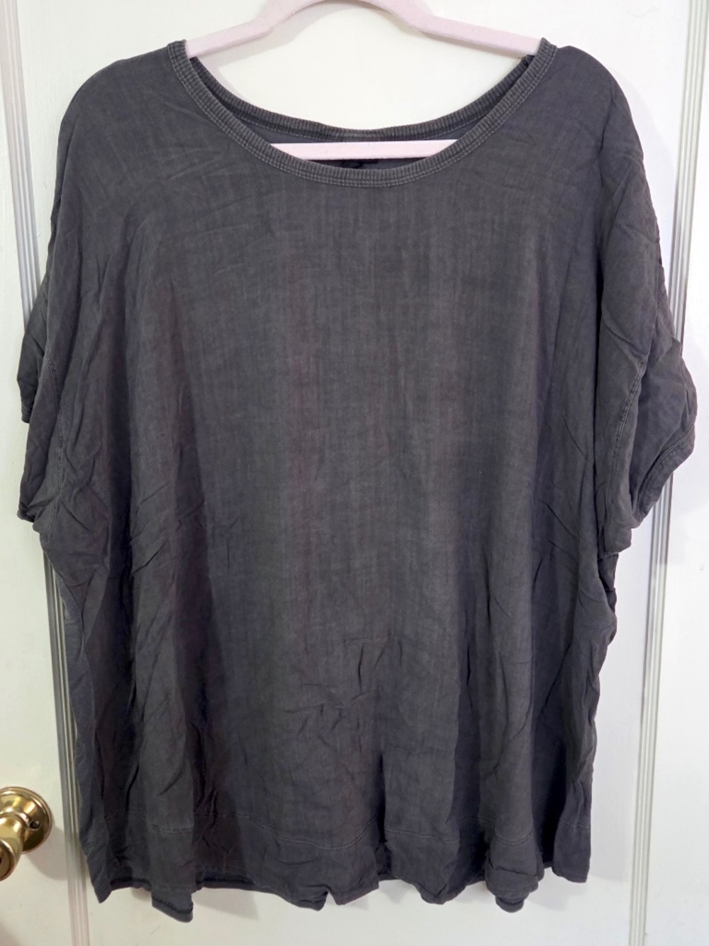 Torrid Women's Charcol Gray Shirt Blouse Size 2